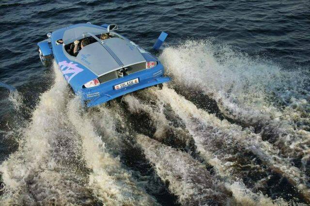 amphibious 14.jpg